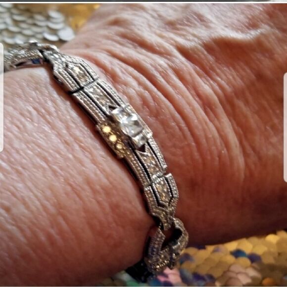 HIGHEND VINTAGE STYLE CZ BRACELET - Picture 1 of 6